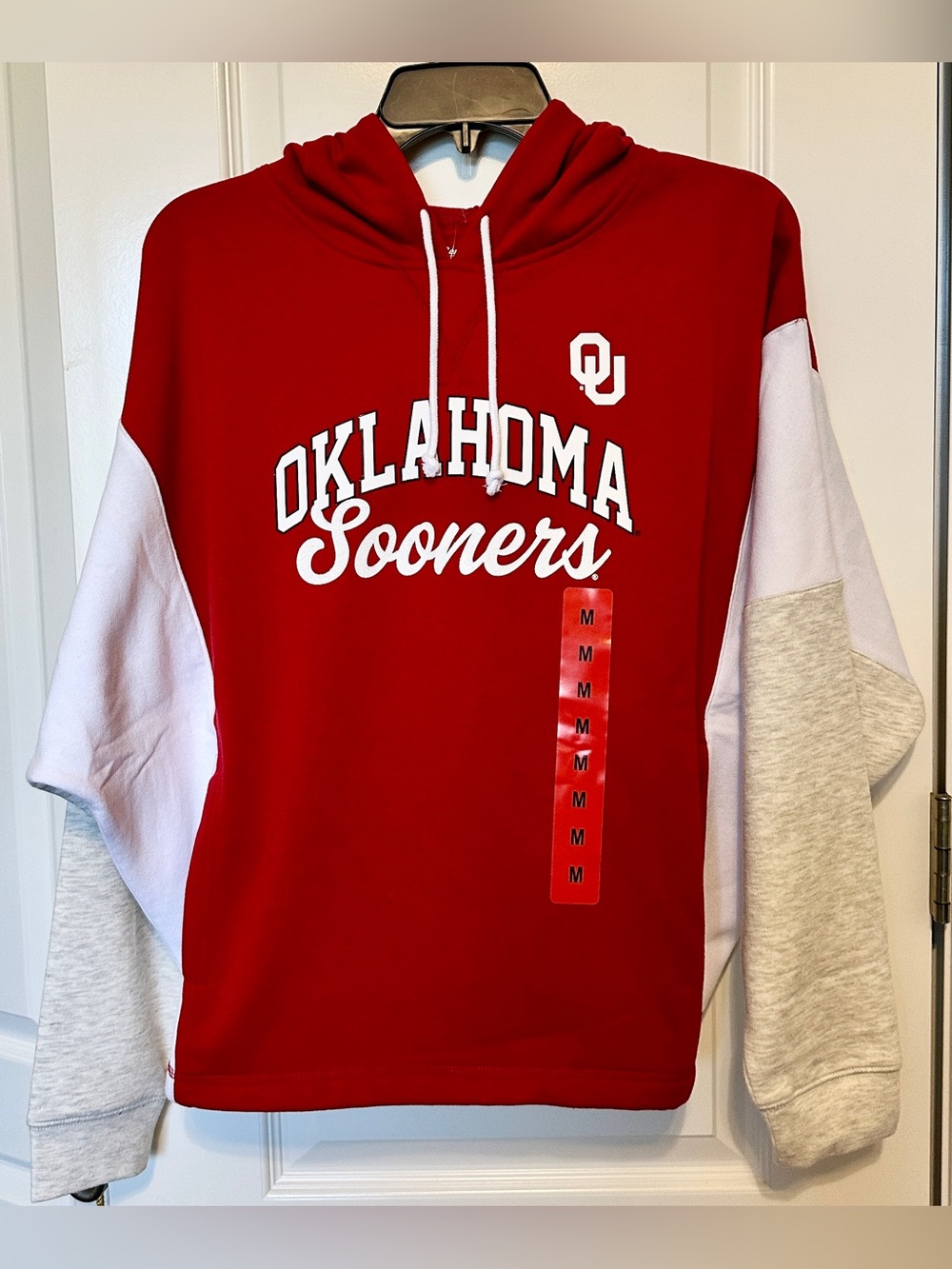 NWT University Of Oklahoma OU Sooners Women’s Lightweight Hoodie, Medium